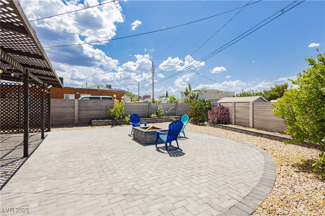 67 Oklahoma Drive Henderson, NV 89015 - Photo 35 of 42 Perfect Raised Flower/Garden Beds