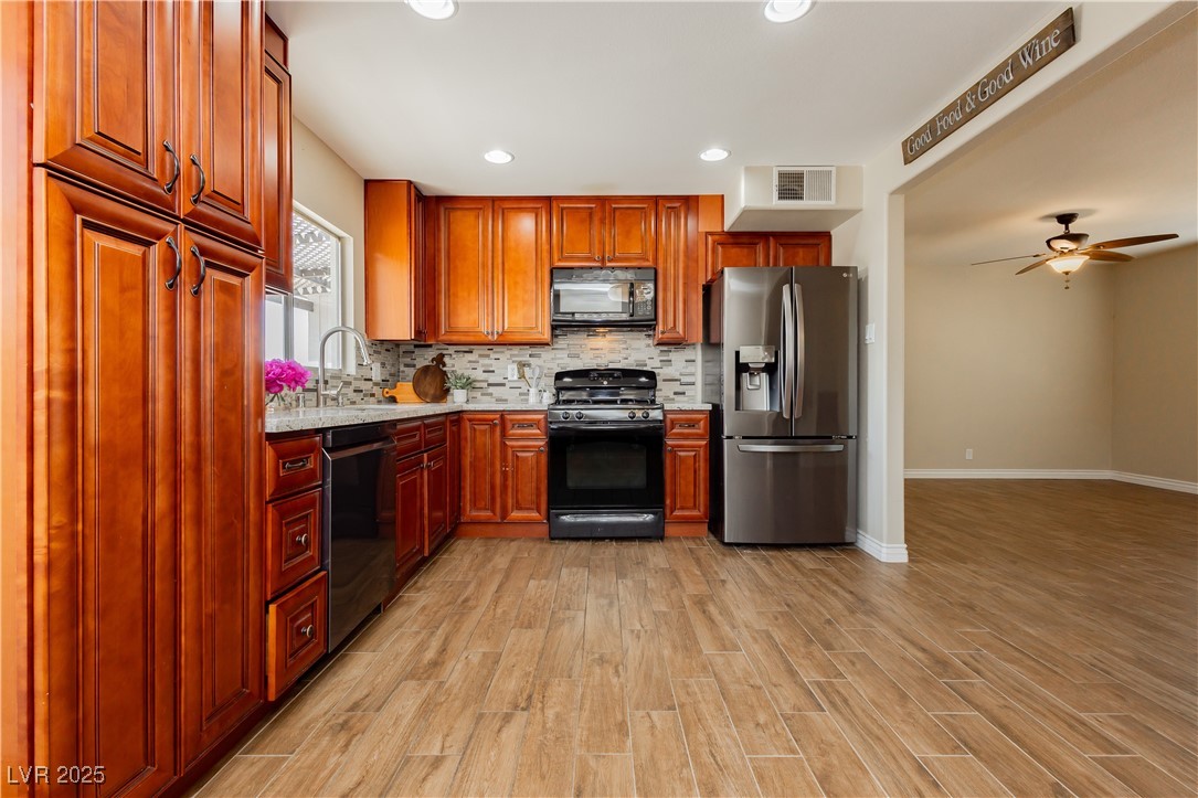 67 Oklahoma Drive Henderson, NV 89015 - Photo 9 of 42