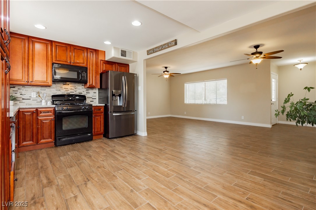 67 Oklahoma Drive Henderson, NV 89015 - Photo 10 of 42