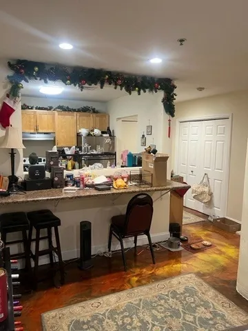 $214,900 | 17 Federal Street, Unit 210, Worcester, MA 01608