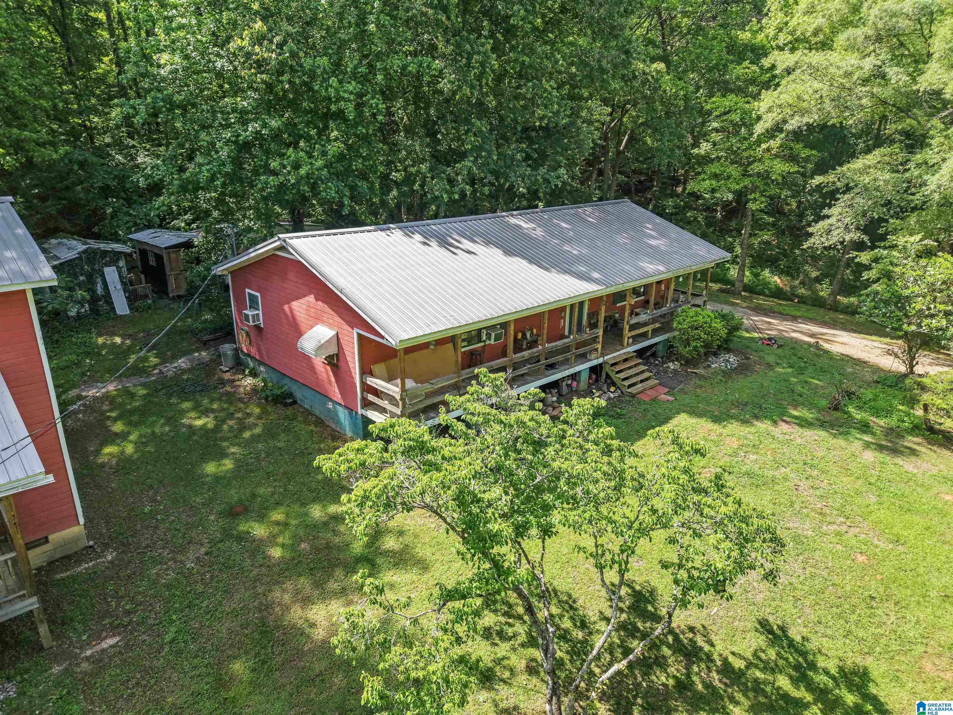 155 West Curtis Road Sylacauga, AL 35150 - Photo 4 of 33