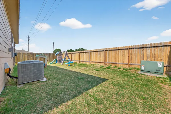 $1,950 | 10811 Anthonomus Way, Richmond, TX 77469