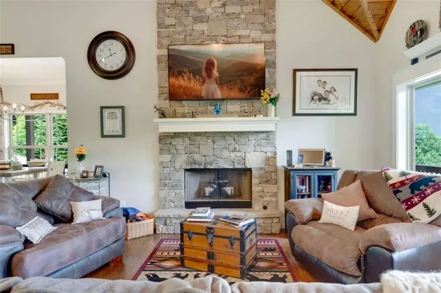 $669,000 | 2079 Gallatin Road, Young Harris, GA 30582