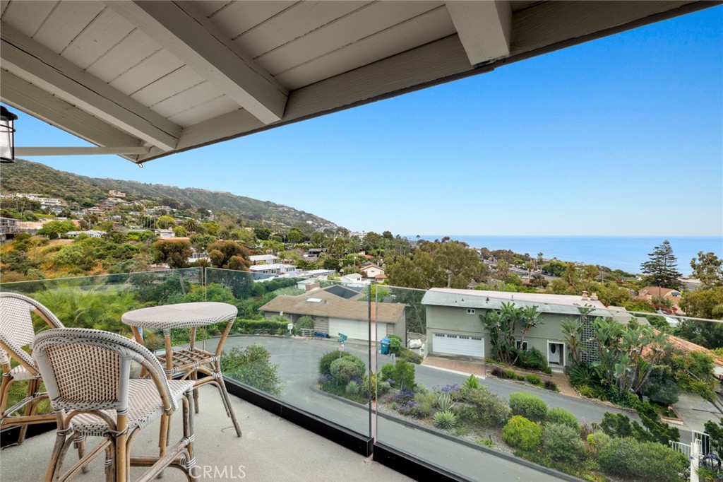 31452 Holly Drive Laguna Beach, CA 92651 - Photo 11 of 23