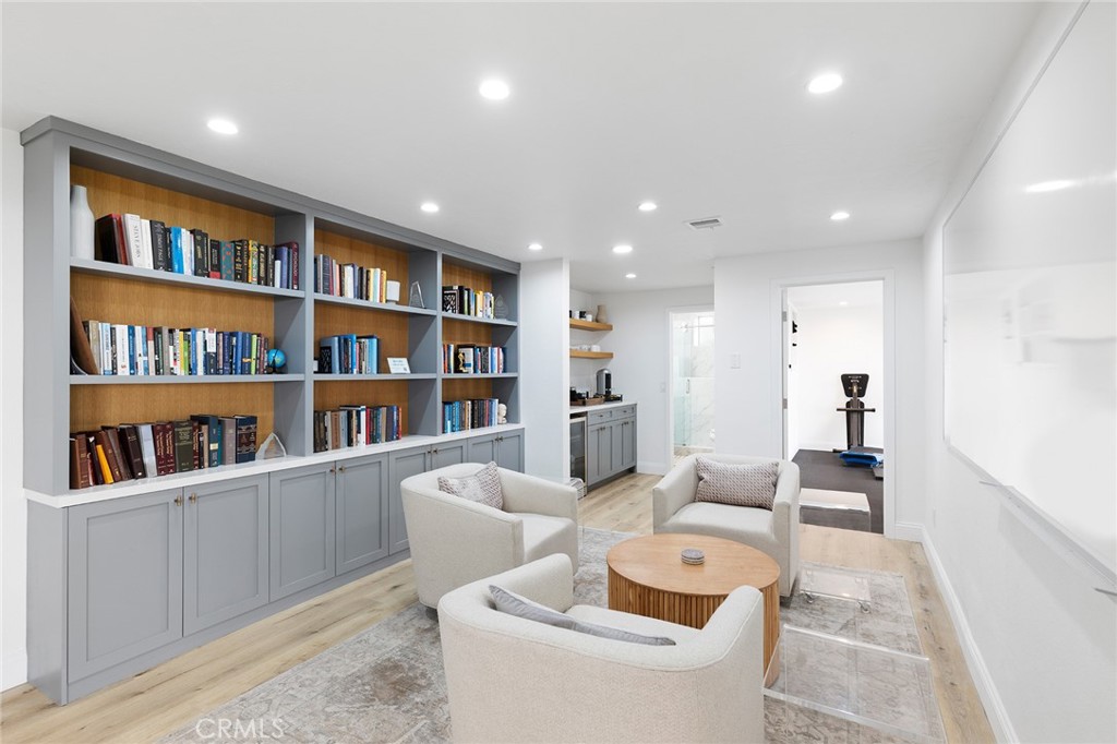 31452 Holly Drive Laguna Beach, CA 92651 - Photo 17 of 23