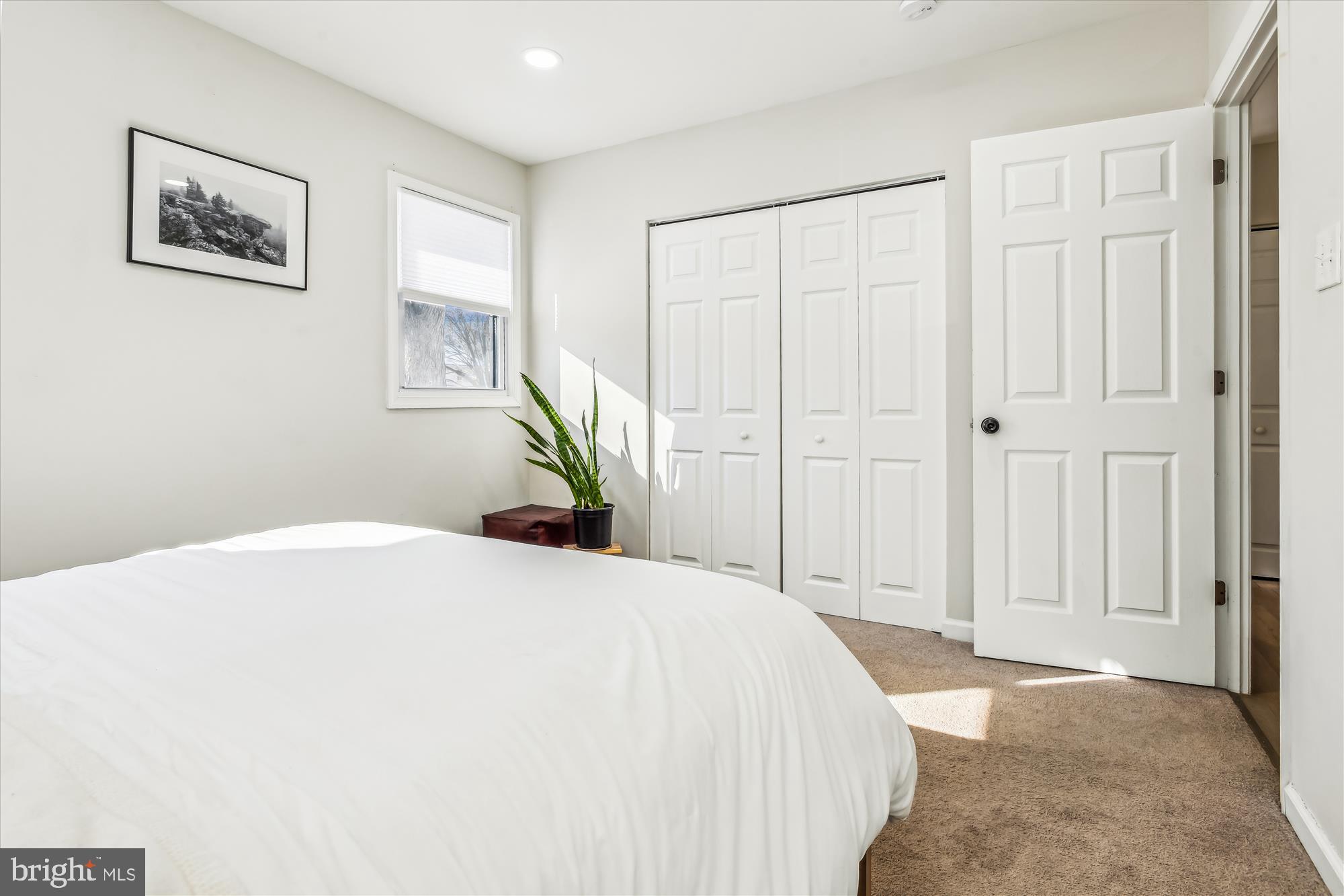 232 Candytuft Road Reisterstown, MD 21136 - Photo 15 of 42 a bedroom with a bed and a window