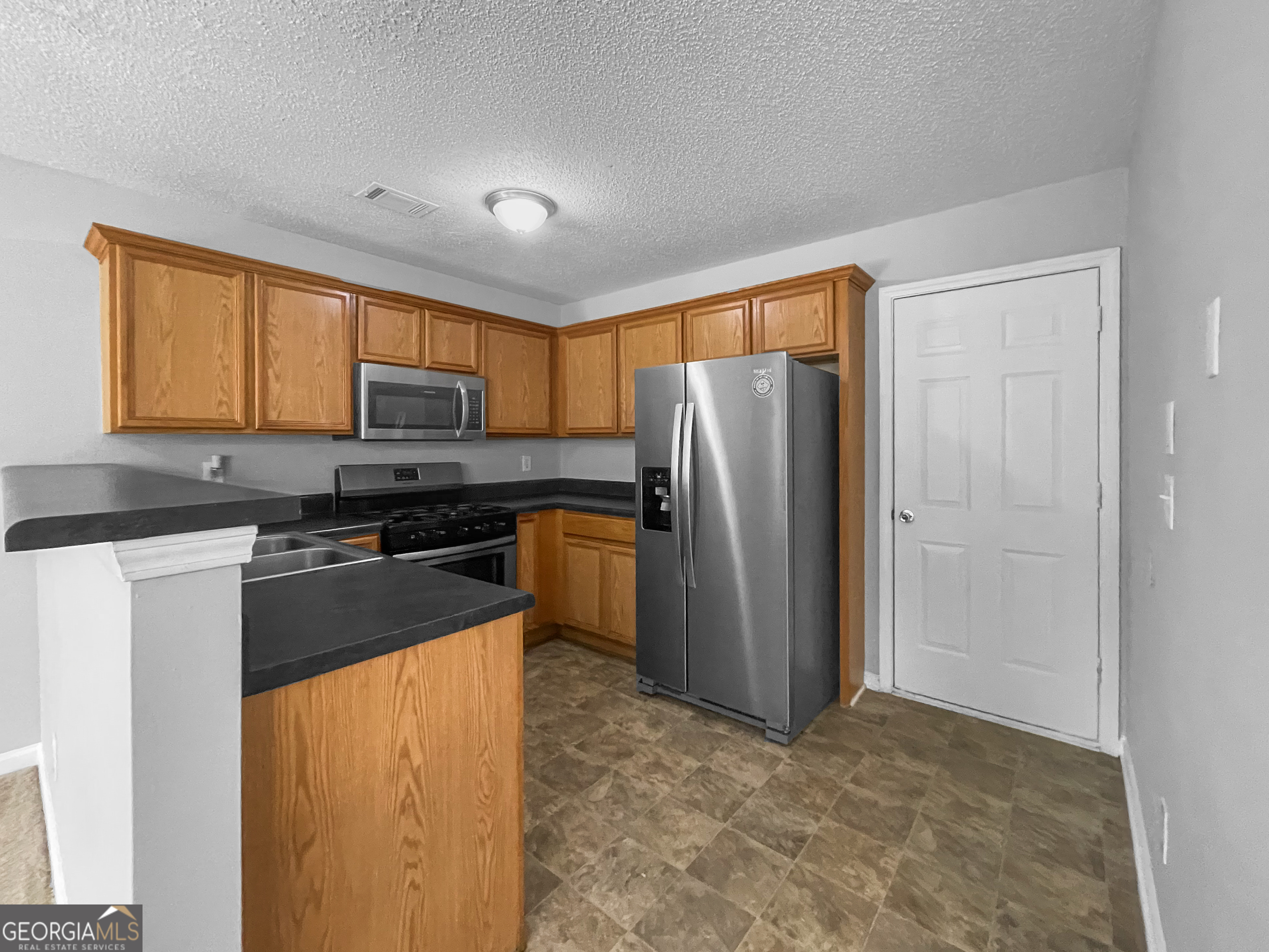 10 Fieldview Lane Covington, GA 30016 - Photo 6 of 18