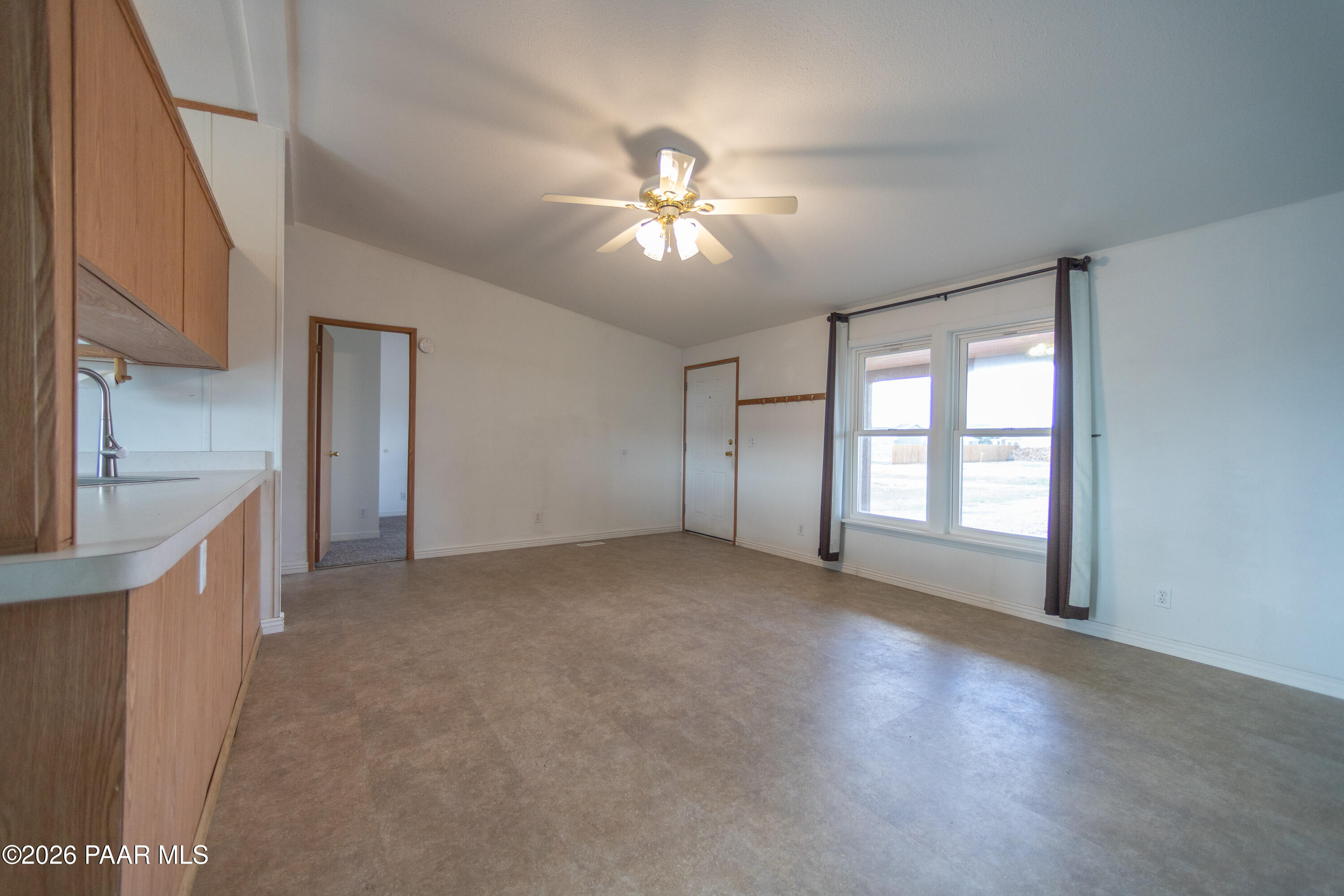 375 East Houston Road Paulden, AZ 86334 - Photo 8 of 35 Kitchen-Living