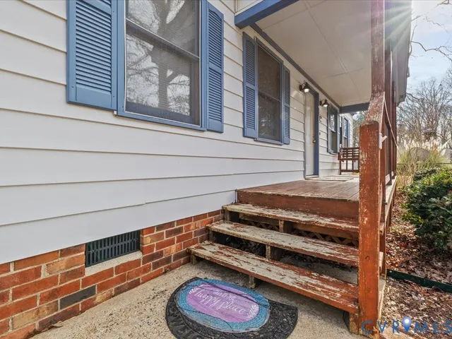 $289,500 | 21 Old Memorial Drive, Sandston, VA 23150