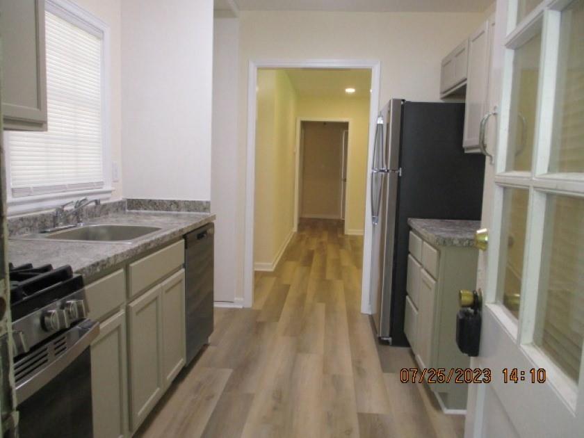 2032 Rector Drive Southwest Atlanta, GA 30311 - Photo 11 of 41