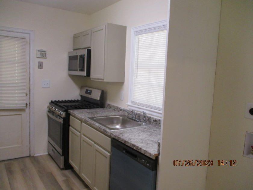 2032 Rector Drive Southwest Atlanta, GA 30311 - Photo 16 of 41