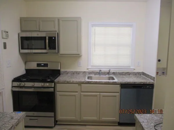 $1,900 | 2032 Rector Drive Southwest, Atlanta, GA 30311