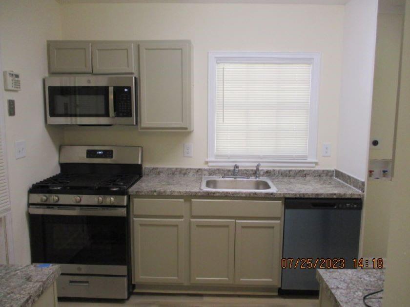 2032 Rector Drive Southwest Atlanta, GA 30311 - Photo 29 of 41