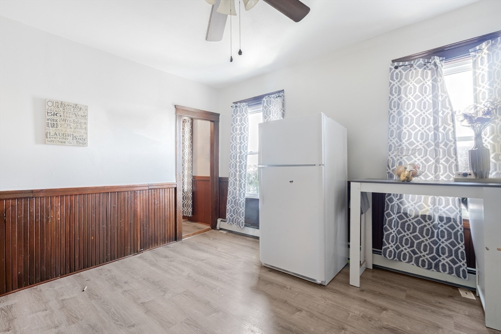42 Adams Street Worcester, MA 01604 - Photo 6 of 15 Gallery Image 6