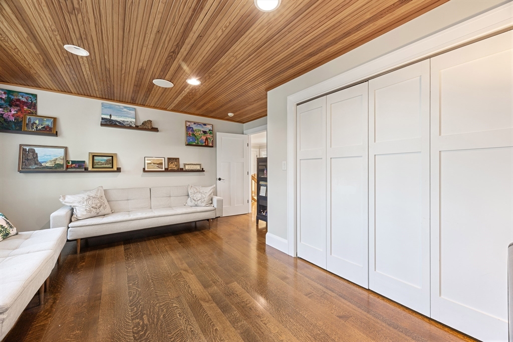 358 Rock Island Road Quincy, MA 02169 - Photo 26 of 40