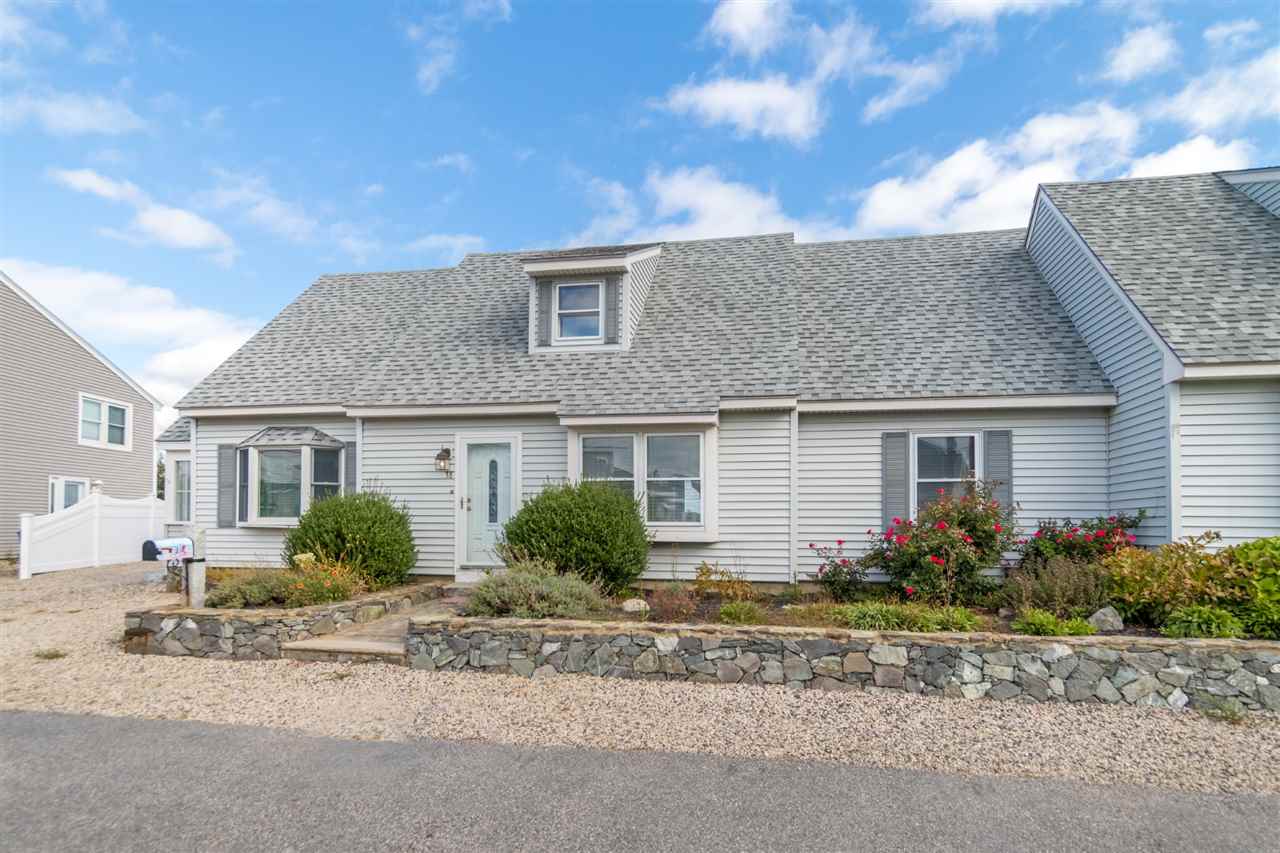 38 Glade Path Hampton, NH 03842 - Photo 3 of 27 Gallery Image 3