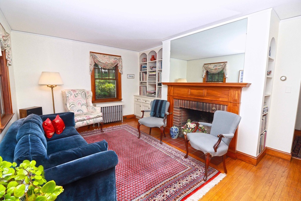 47 Avon Road Wellesley, MA 02482 - Photo 3 of 20 Gallery Image 3