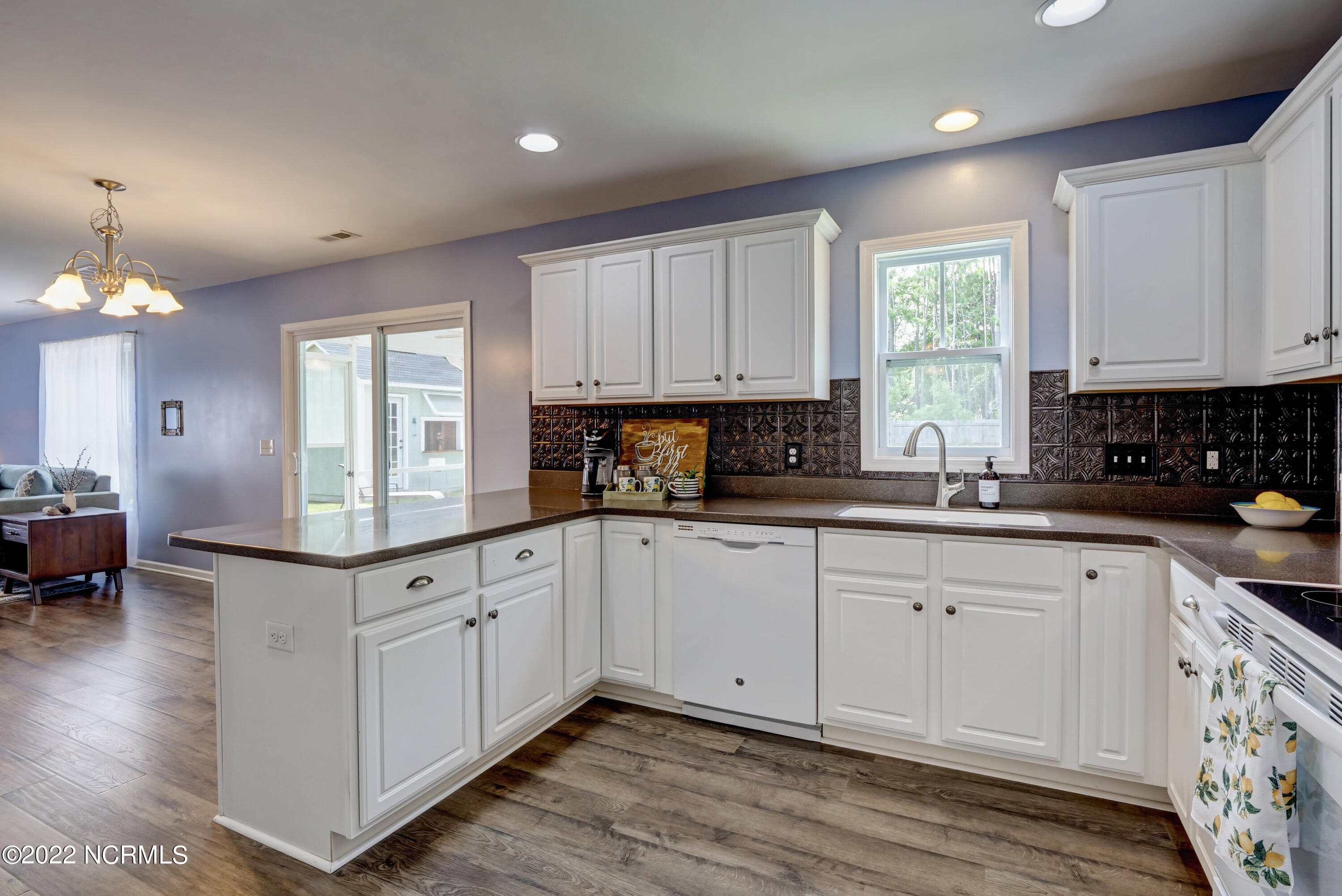 466 Albemarle Road Wilmington, NC 28405 - Photo 14 of 35 014_p2755411_2_3_4_5_6_7