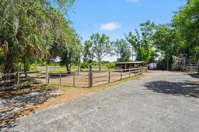 3108 Arrowsmith Road Wimauma, FL 33598 - Photo 10 of 50 Gallery Image 10