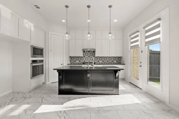 $2,800 | 6579 Scarlet Pond Lane, Fulshear, TX 77441