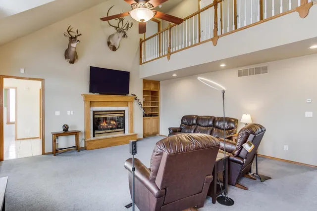 $575,000 | 6301 East Briar Rose Lane, Valley Center, KS 67147