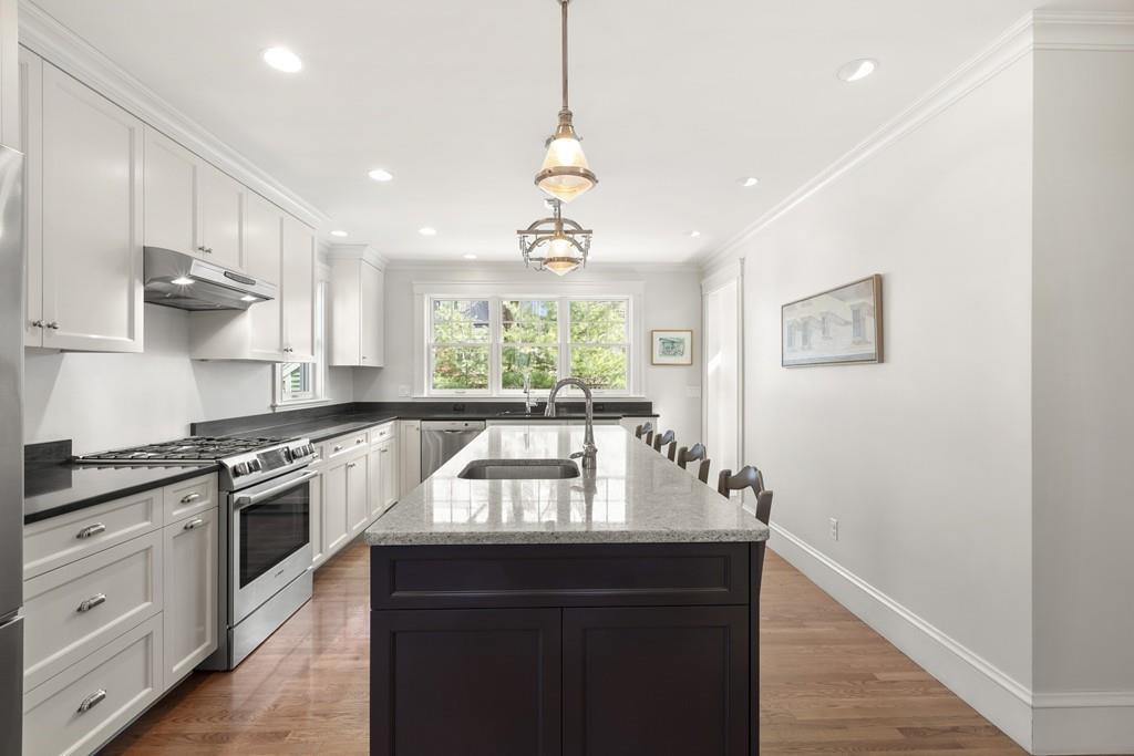 47 Charlotte Road Newton, MA 02459 - Photo 12 of 28