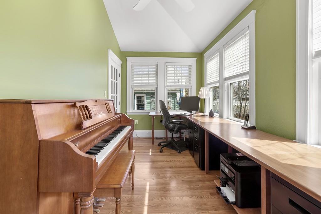 47 Charlotte Road Newton, MA 02459 - Photo 17 of 28