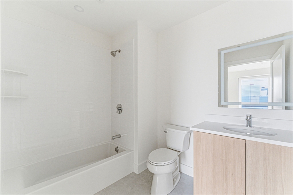 1035 Commonwealth Avenue, Unit 201 Boston, MA 02215 - Photo 16 of 23