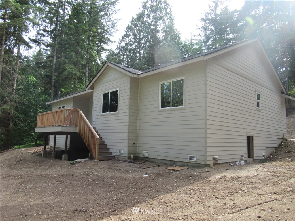 8151 Toad Road Southwest Port Orchard, WA 98367 - Photo 5 of 8 Gallery Image 5