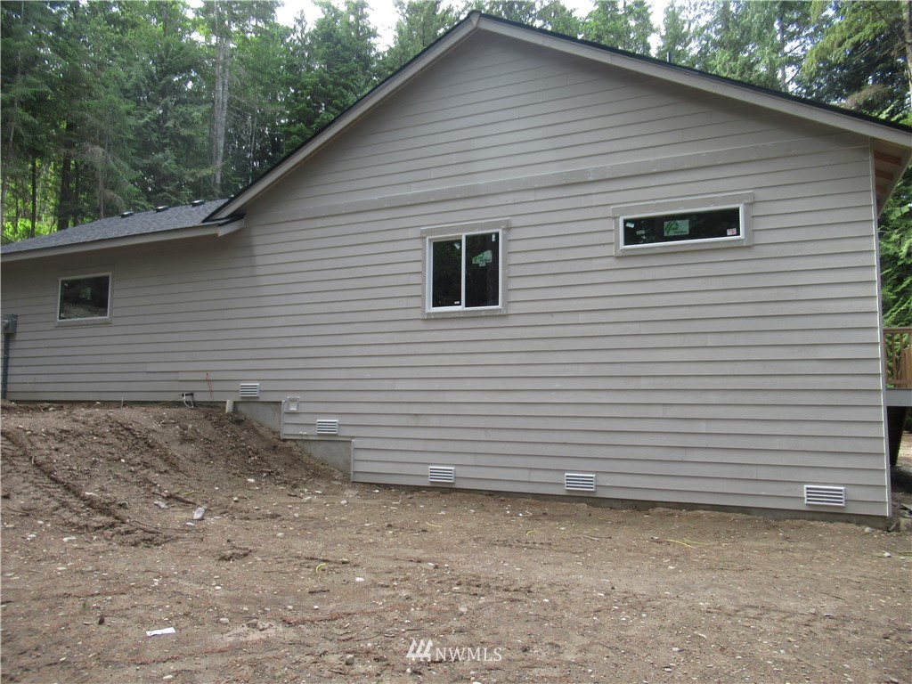 8151 Toad Road Southwest Port Orchard, WA 98367 - Photo 6 of 8 Gallery Image 6
