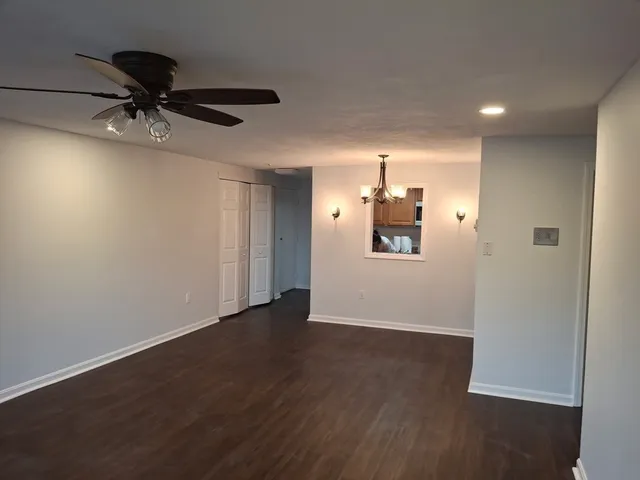 $2,500 | 60 Greentree Lane, Unit 38, Weymouth, MA 02190