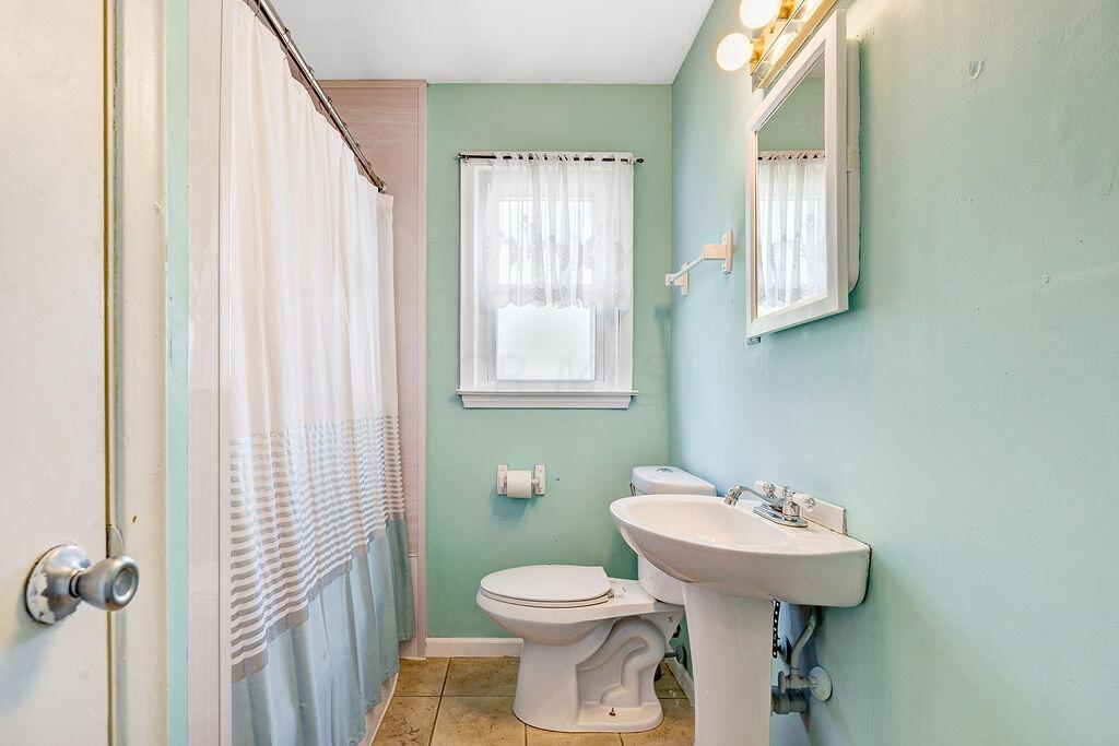 80 Lowell Road Columbus, OH 43209 - Photo 14 of 27 Gallery Image 14