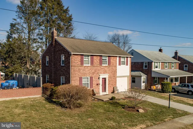 $425,000 | 425 Harrington Road, Havertown, PA 19083