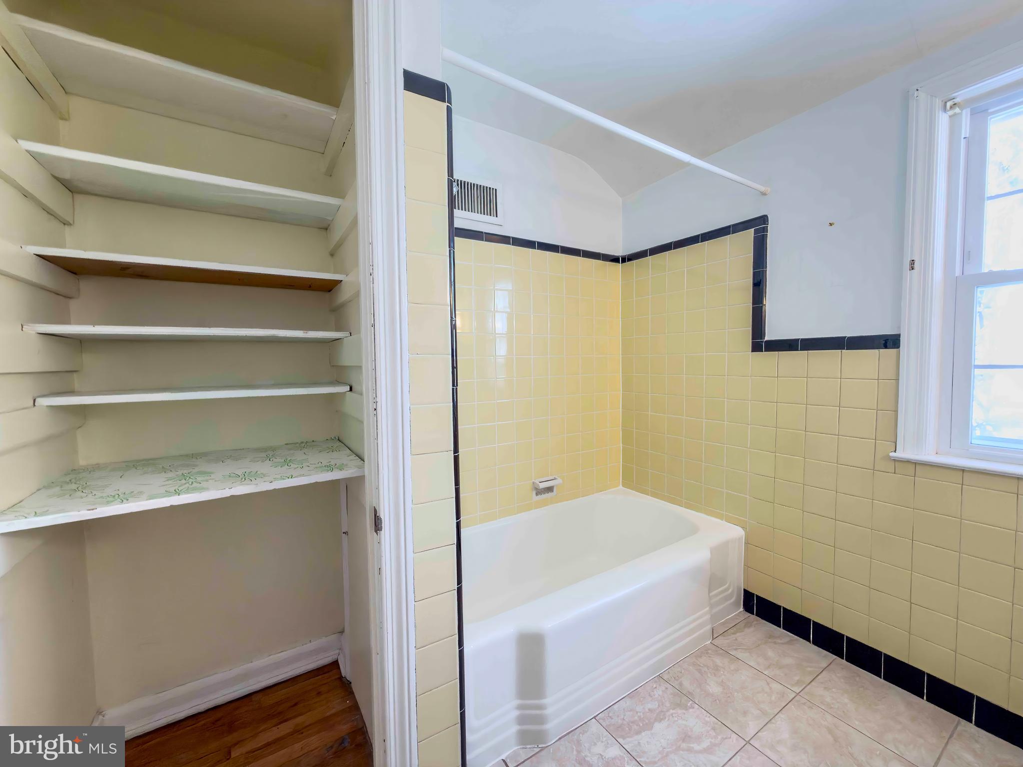 425 Harrington Road Havertown, PA 19083 - Photo 15 of 17