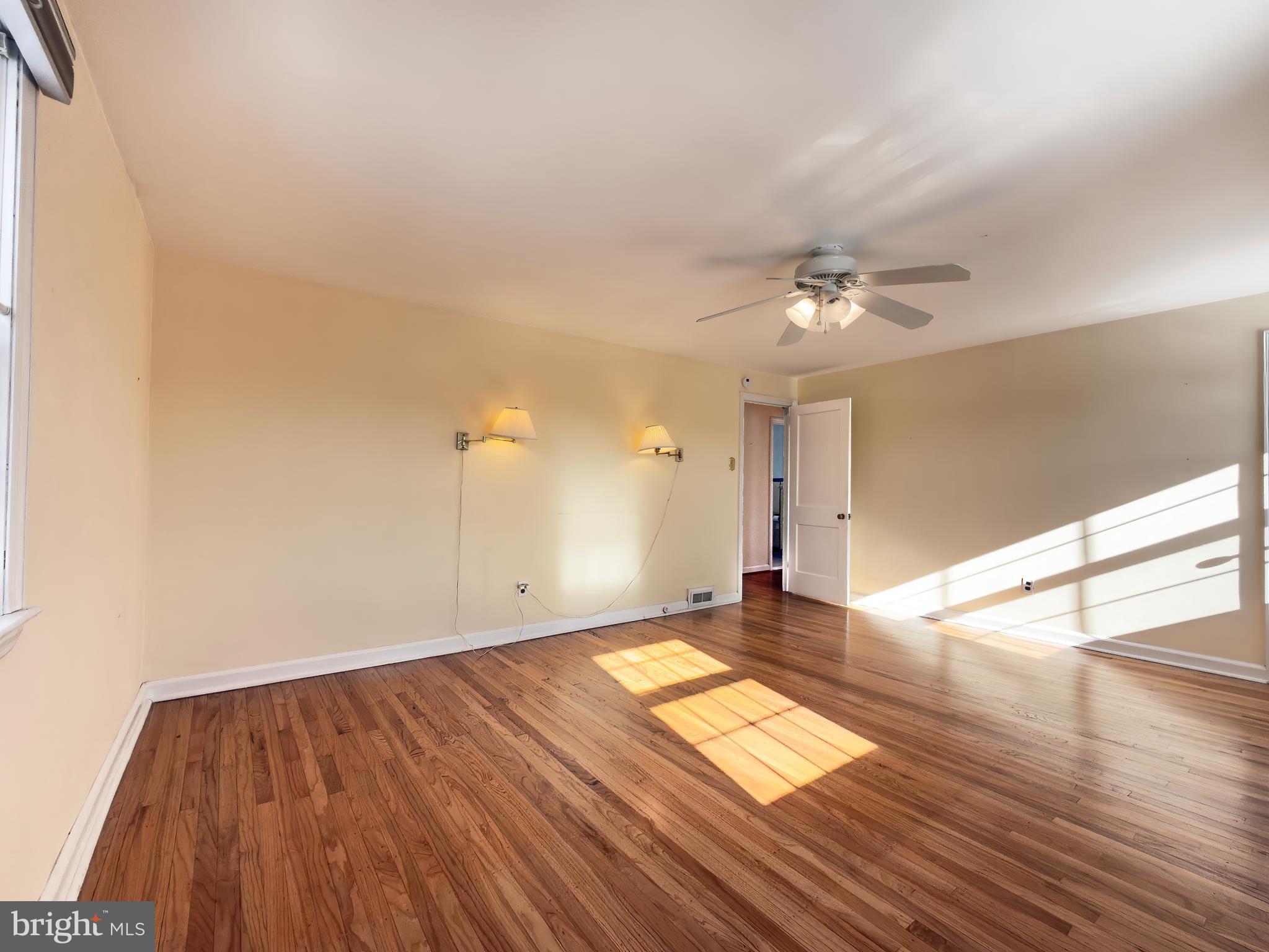 425 Harrington Road Havertown, PA 19083 - Photo 10 of 17