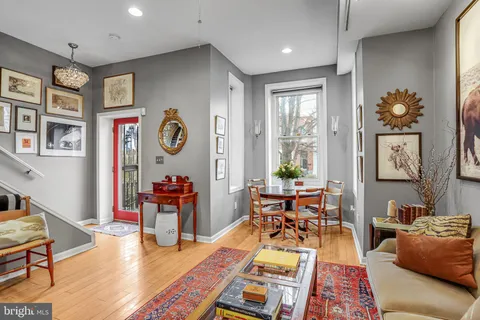 $789,000 | 313 M Street Northwest, Washington, DC 20001