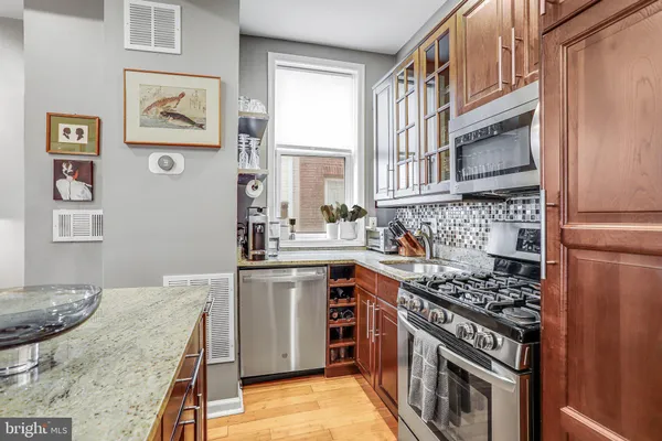 $789,000 | 313 M Street Northwest, Washington, DC 20001