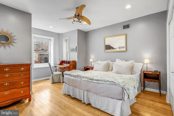 $789,000 | 313 M Street Northwest, Washington, DC 20001