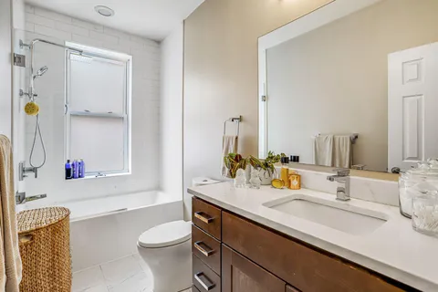 $789,000 | 313 M Street Northwest, Washington, DC 20001
