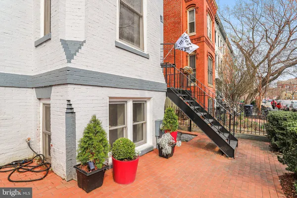 $789,000 | 313 M Street Northwest, Washington, DC 20001