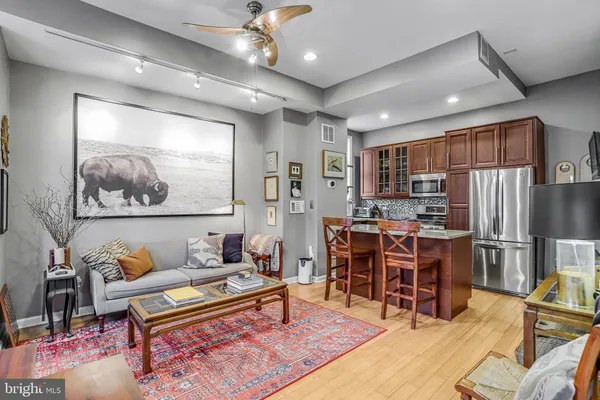 $789,000 | 313 M Street Northwest, Washington, DC 20001