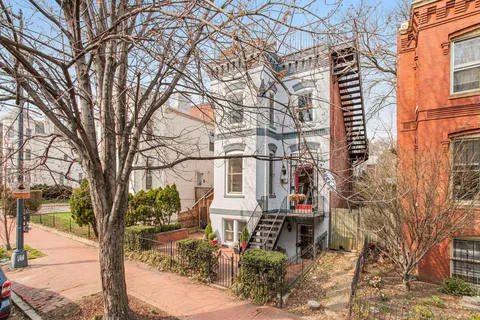 $789,000 | 313 M Street Northwest, Washington, DC 20001