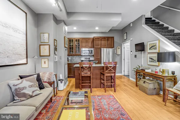 $789,000 | 313 M Street Northwest, Washington, DC 20001