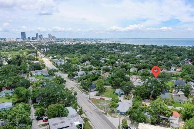 $859,000 | 2637 Bayside Drive South, St. Petersburg, FL 33705