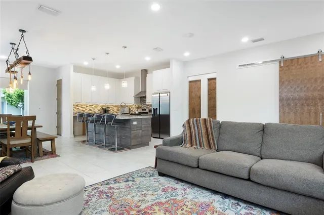 $859,000 | 2637 Bayside Drive South, St. Petersburg, FL 33705