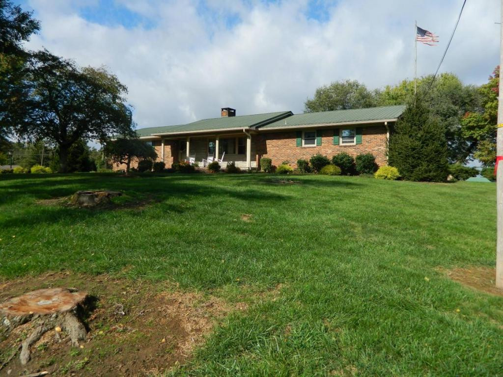 2210 Old Lewis Road Johnson City, TN 37601 - Photo 1 of 11 Photo 1