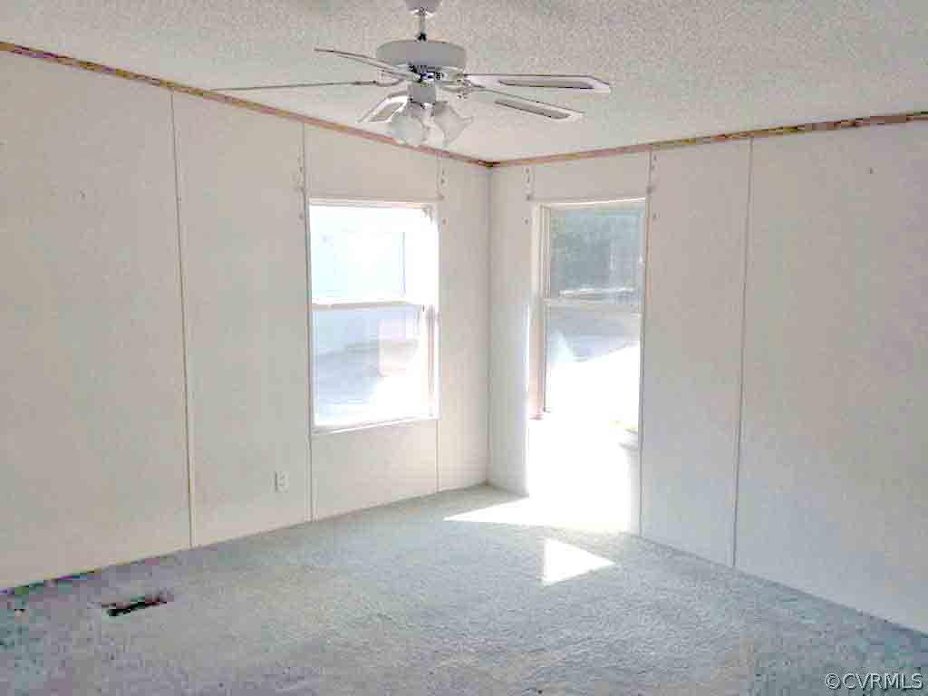 651 Kates Neck Road Topping, VA 23169 - Photo 5 of 17 Gallery Image 5