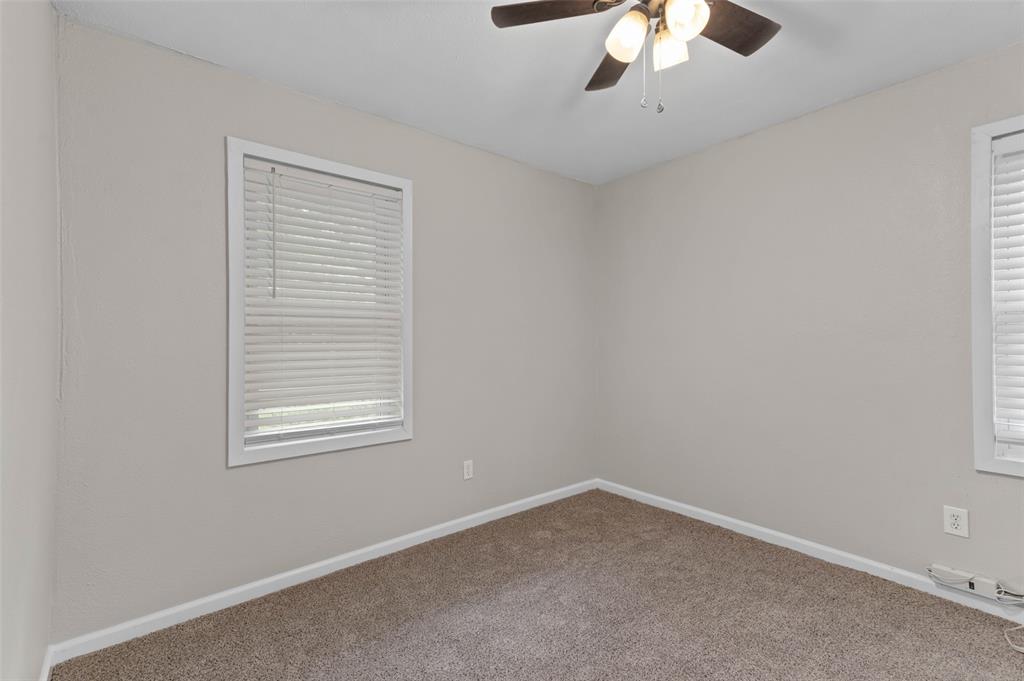 2103 Mercedes Road Denton, TX 76205 - Photo 10 of 22