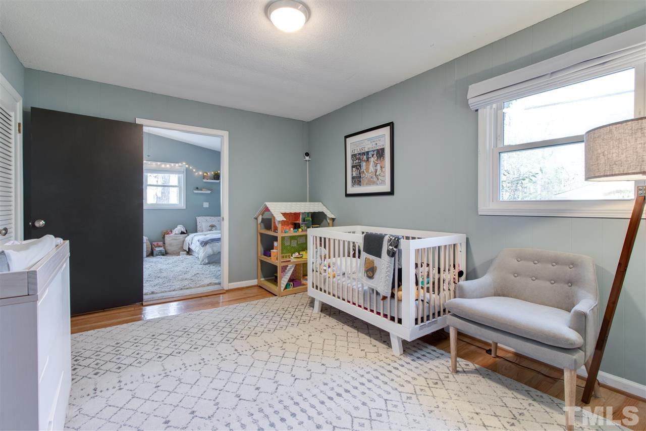 204 Lexington Road Chapel Hill, NC 27516 - Photo 21 of 28 Gallery Image 21