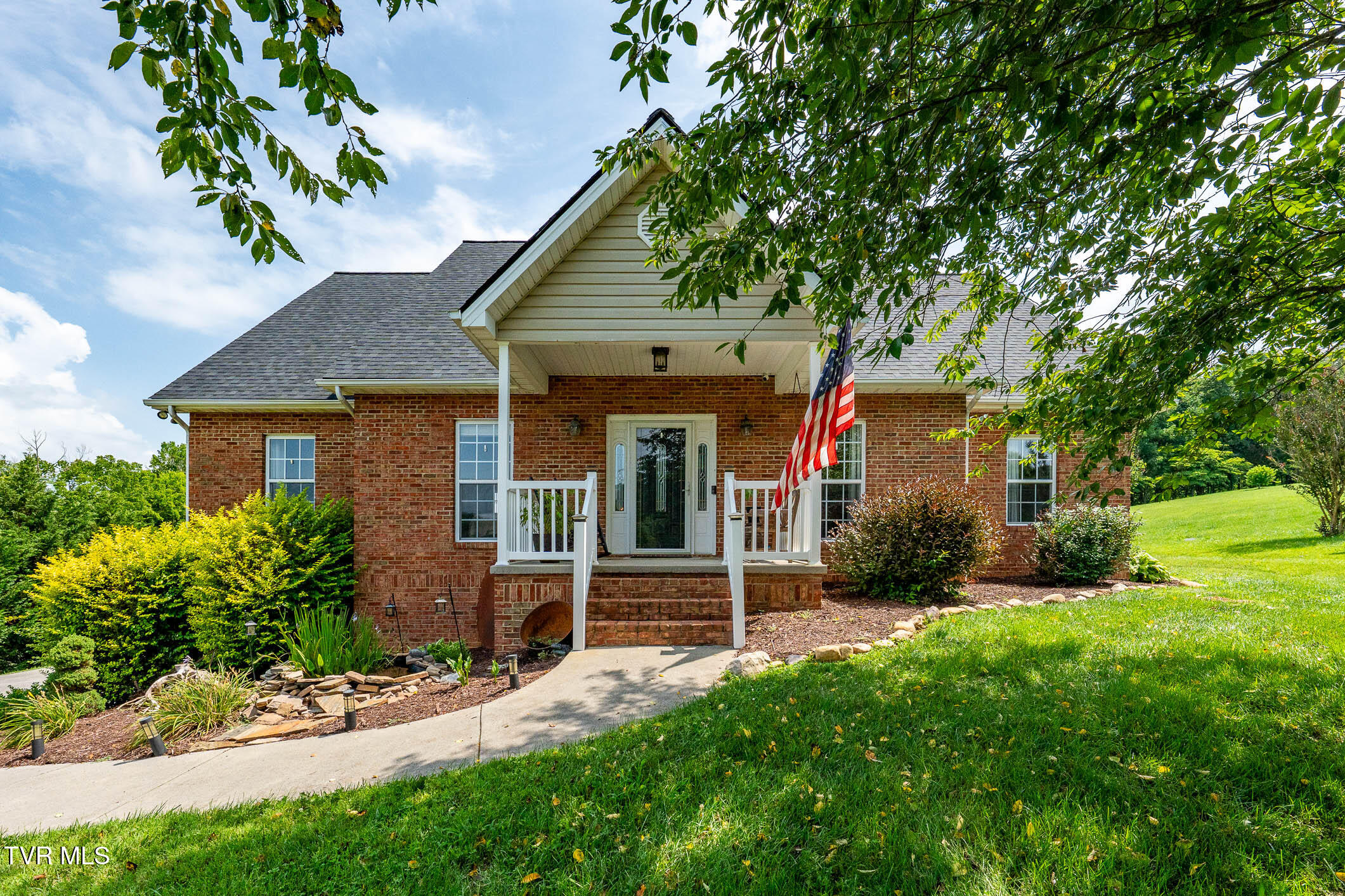 264 Hales Road Jonesborough, TN 37659 - Photo 1 of 86 264 Hales Rd (6 of 86)